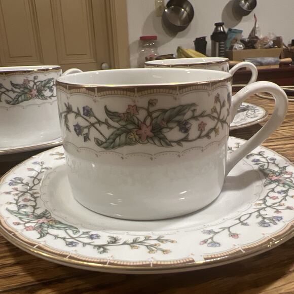 Farberware Wellesley Katherine Babanovsky 1996 Cups & Saucers SET OF 3! Exc! - Picture 3 of 11